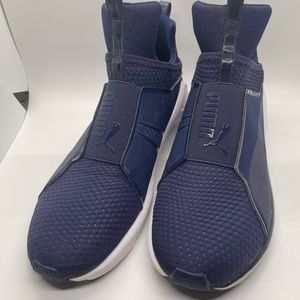 Puma slip on runners